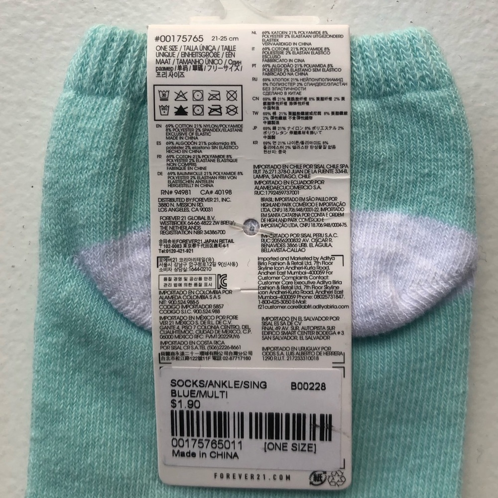 FREE WITH PURCHASE: Forever 21 Penguin Socks - Picture 3 of 3
